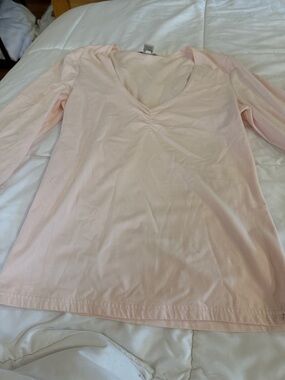 Banana Republic Pale Pink V-Neck Long Sleeve Top Size Large NWOT